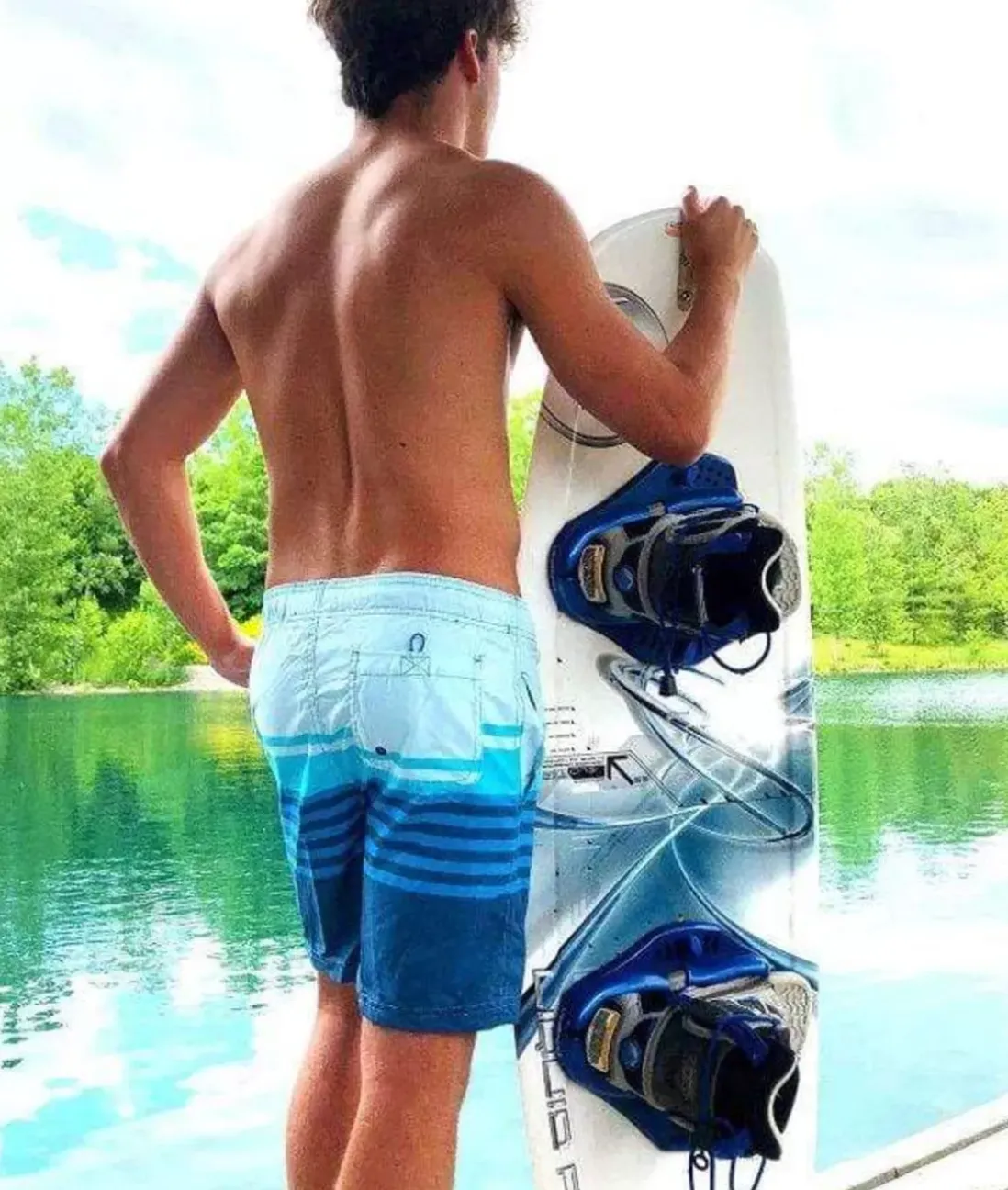 Men Nayked Apparel Bottoms>Men'S Stripe Volley Swim Short/Discontinued